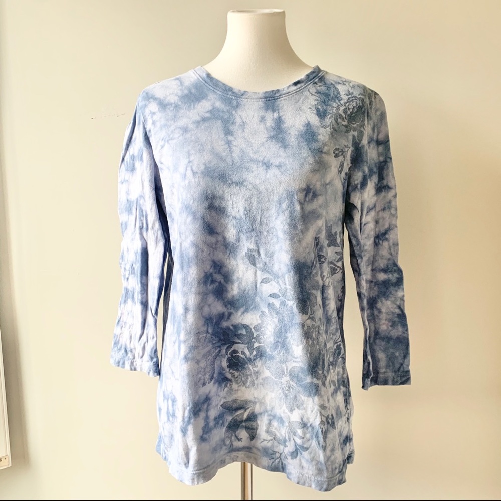 Blue and White Tie Dye Flowery Top Size Large